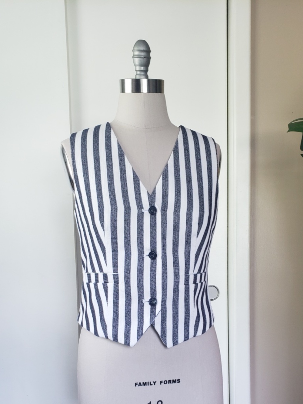 Retro Chic Striped Vest Size Small